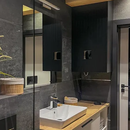 Prázdninový dům Dom Nad Jeziorem Sauna Balia Z Jacuzzi *