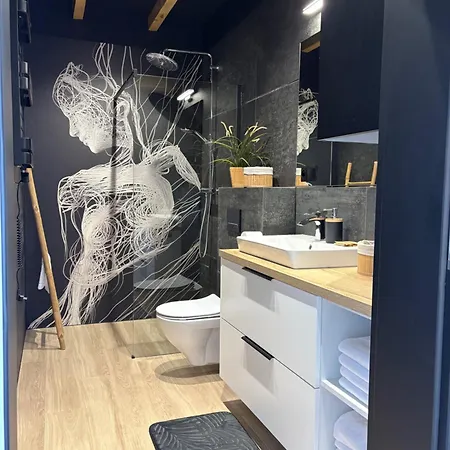 Feriehus Dom Nad Jeziorem Sauna Balia Z Jacuzzi