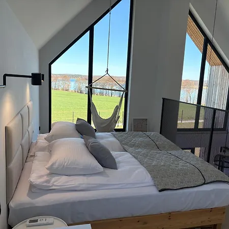 Feriehus Dom Nad Jeziorem Sauna Balia Z Jacuzzi